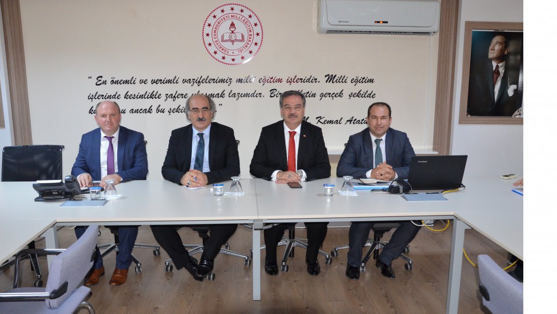 Hayat Boyu Öğrenme  Genel Müdürümüz Sayın Mehmet Nezir Gül'ün Başkanlığında Halk Eğitimi Müdürleri Toplantısı Gerçekleştirildi.