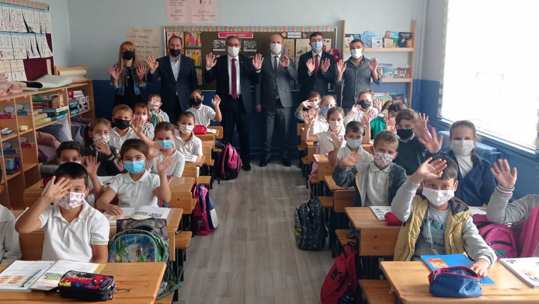 İl Millî Eğitim Müdürümüz Sayın Dr. Önder Arpacı, İpsala İlçemizde Bulunan Okullarımızı Ziyaret Etti.