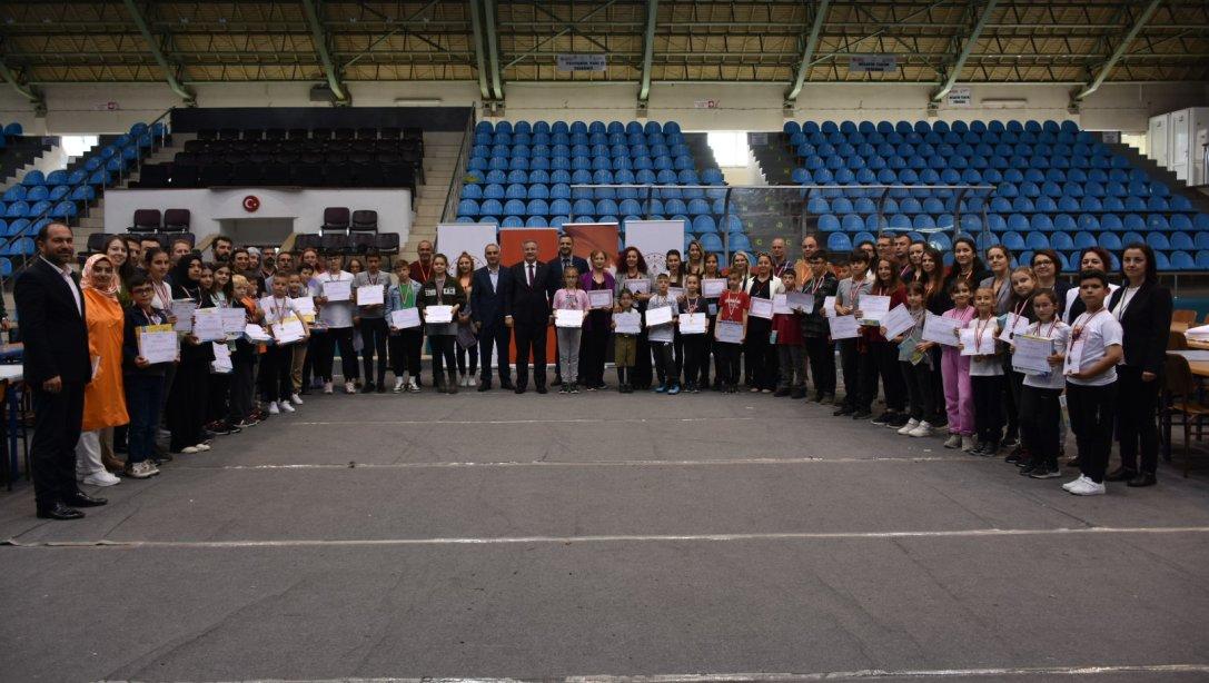 Akıl ve Zeka Oyunları Turnuvası 3. Edirne İl Finali 239 Öğrencimizin Katılımıyla Gerçekleştirildi. 