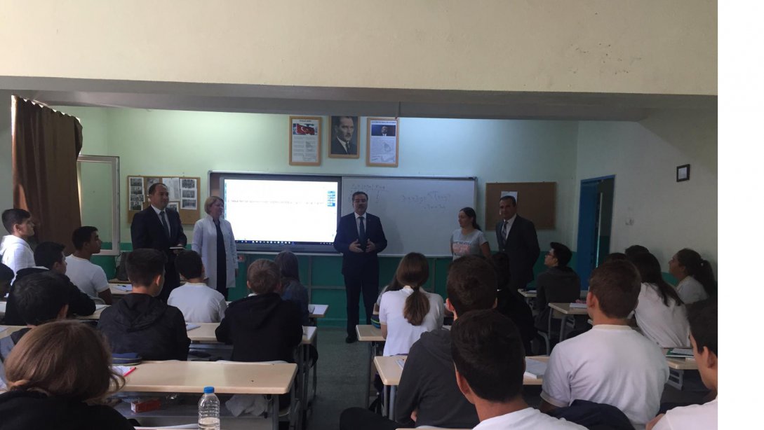 İl Millî Eğitim Müdürümüz Sayın Dr. Önder Arpacı, Edirne Kırkpınar Spor Lisesi 9. Sınıf Öğrencilerini Ziyaret etti.