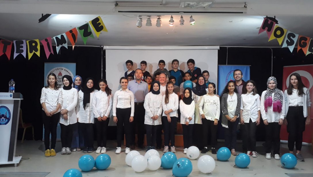 İlimiz Selimiye İmam Hatip Ortaokulu Tarafından İmam Hatip Okullarının 68. Kuruluş Yıldönümü ve Celalettin Ökten'i Anma Programı Gerçekleştirildi. 