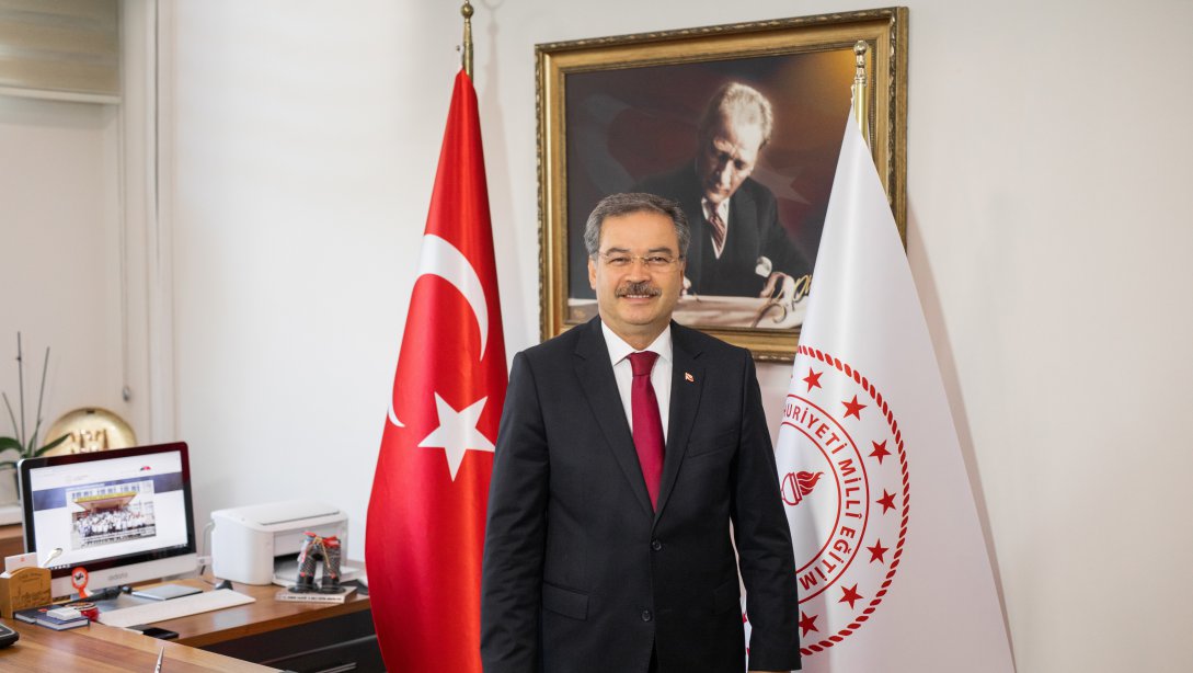 İl Millî Eğitim Müdürümüz Sayın Dr. Önder ARPACI'nın 21 Aralık Gazi Mustafa Kemal ATATÜRK'ün Edirne'ye Gelişinin 90. Yıl Dönümü Mesajı.