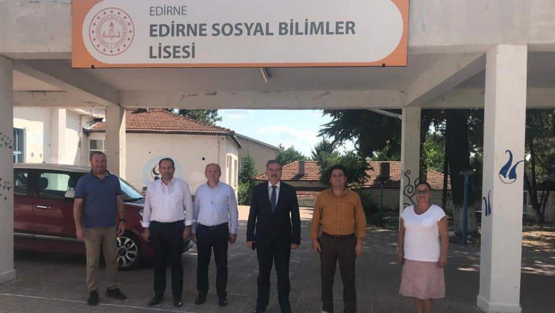 İl Millî Eğitim Müdürümüz Sayın Dr. Önder Arpacı, Edirne Sosyal Bilimler Lisesi'ni Ziyaret Ederek Yenileme Çalışmalarını Yerinde İnceledi.