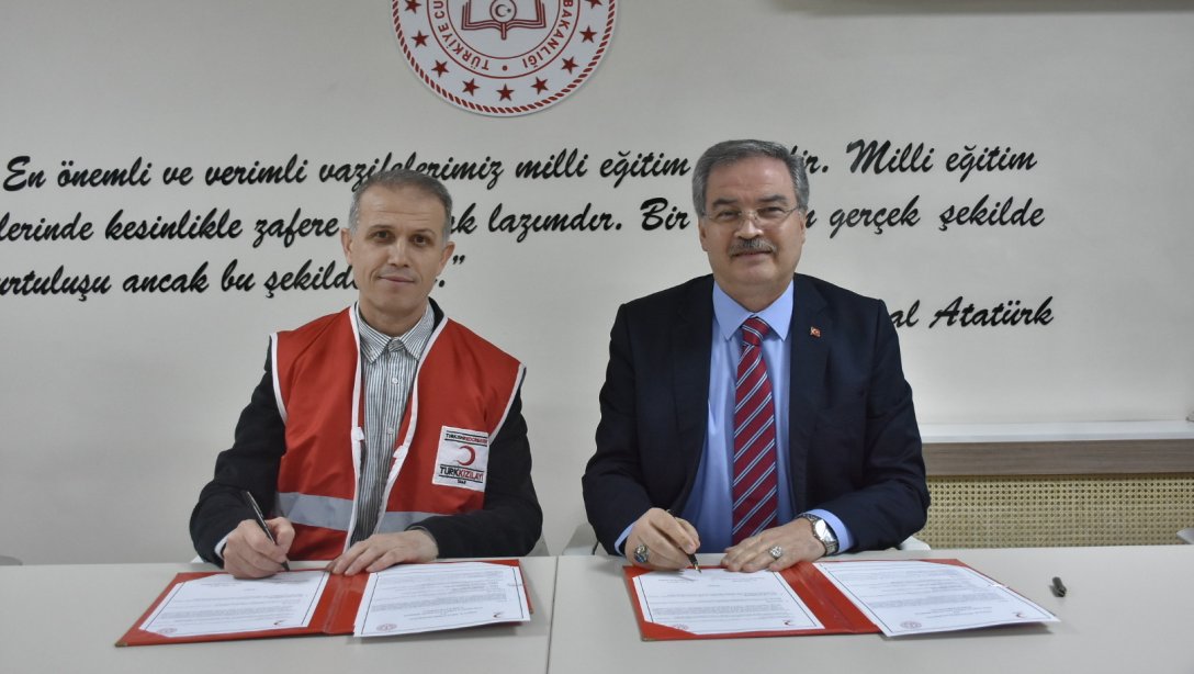 Müdürlüğümüz ile Türk Kızılay Edirne Kan Bağışı Merkezi Arasında Kan Bağışı Kampanyası Protokolü İmzalandı.