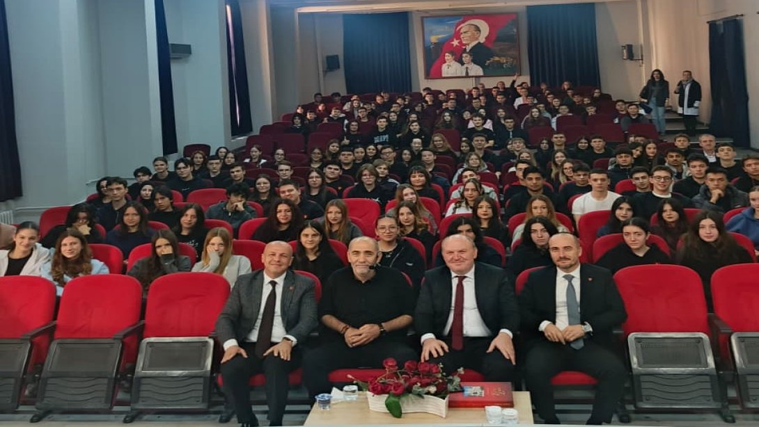 Maarifin Kalbinde Gençlik Buluşmaları